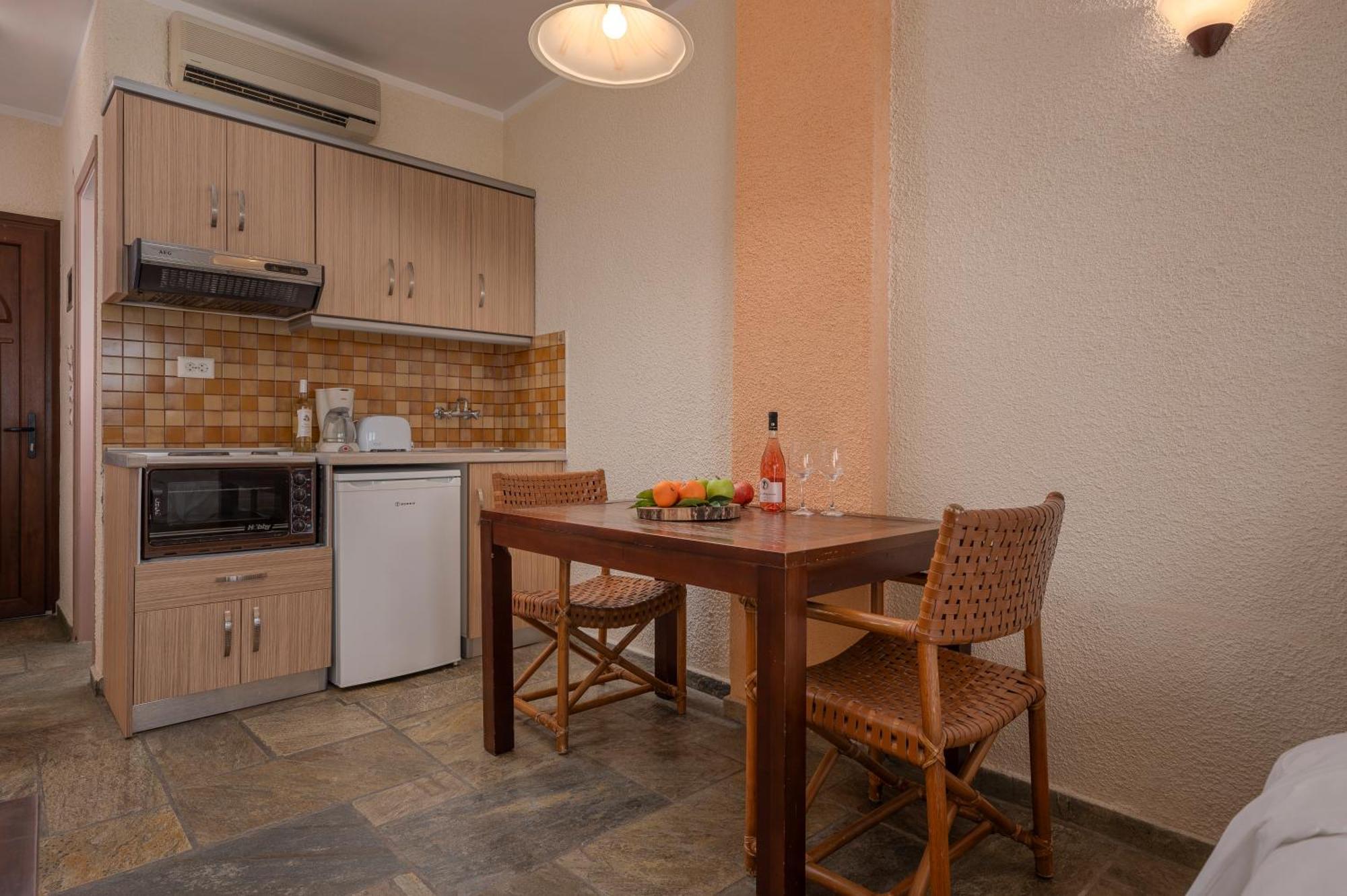 Agnanti Hotel Apartments Afissos Exterior photo